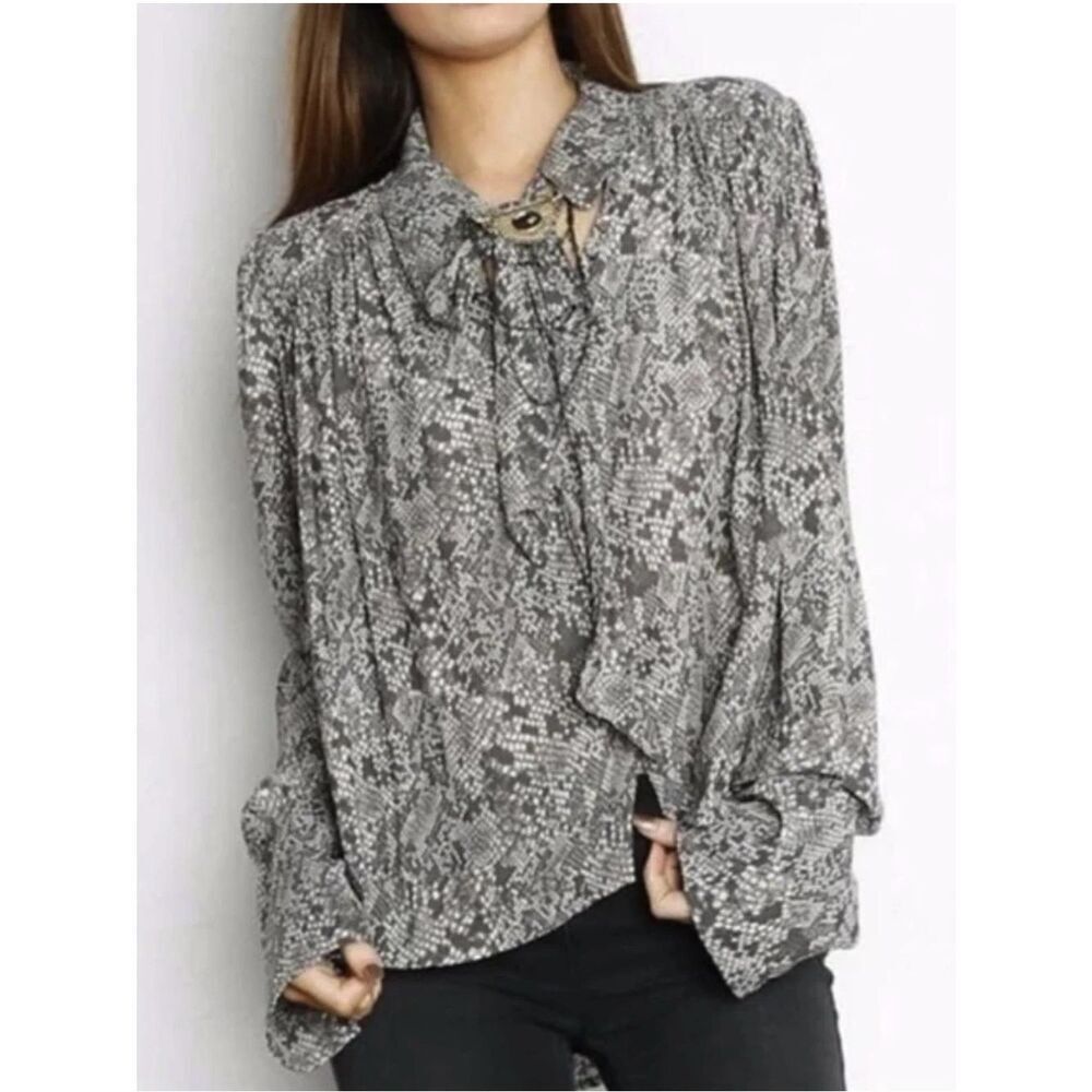 NWT Free People Modern Muse Snakeskin Oversized High Low Top - Size L